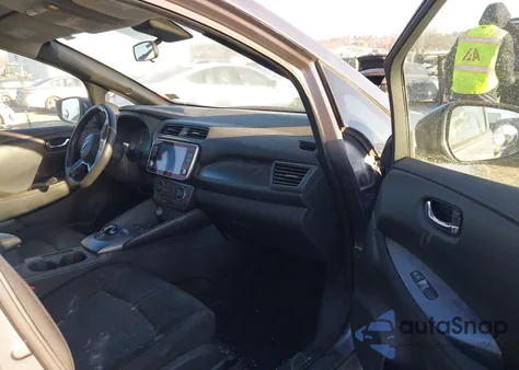 2023 Nissan Leaf S 40 Kwh z USA, uszkodzony, nr VIN 1N4AZ1BV9PC554449